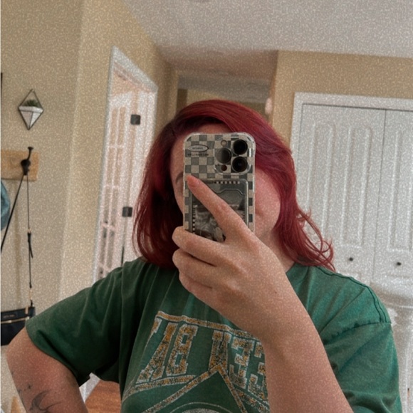 Meet your Posher, Franciane - Picture 1 of 1